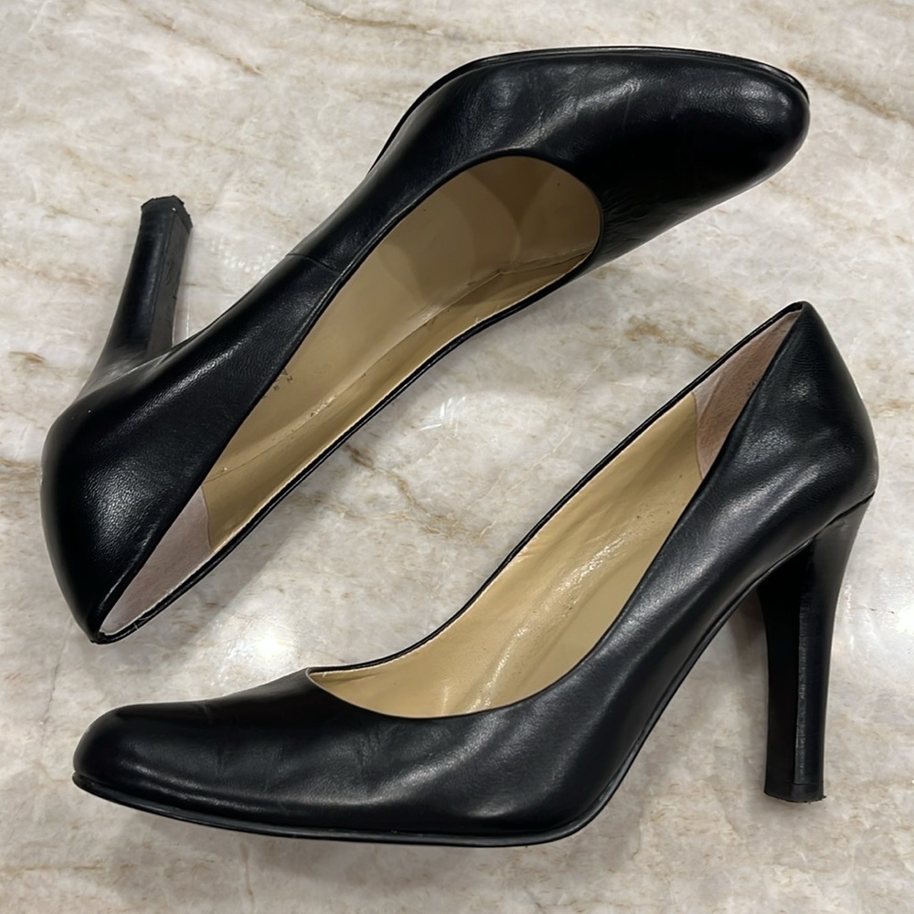 Lauren Ralph Lauren‎ | Black Leather Classic Pumps | Women’s Size 6B